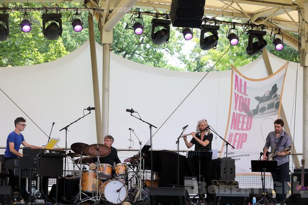 SYLVAINE HELARY - 2022-07-17 - PARIS - Parc Floral - 